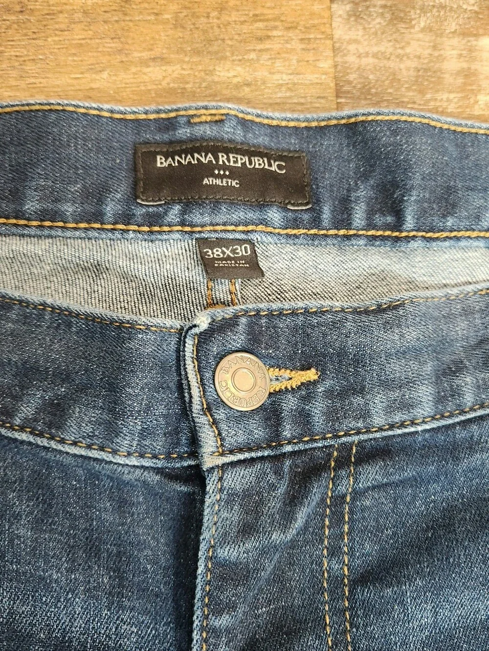 Banana Republic Athletic Fit Jeans Men's Size 38 Blue Medium Wash Denim